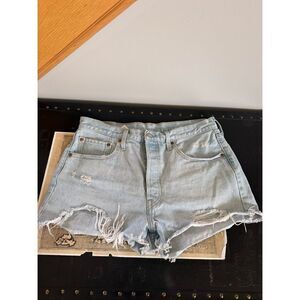 Levi’s 501 Distressed Denim Shorts Size 32
